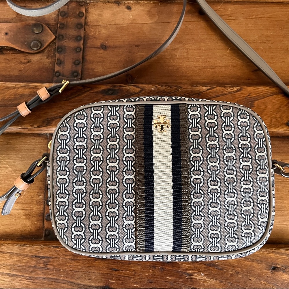 Tory Burch Gemini Link Canvas/leather crossbody